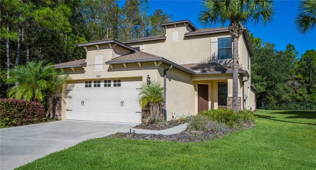 7923 TUSCANY WOODS DRIVE TAMPA, FL 33647