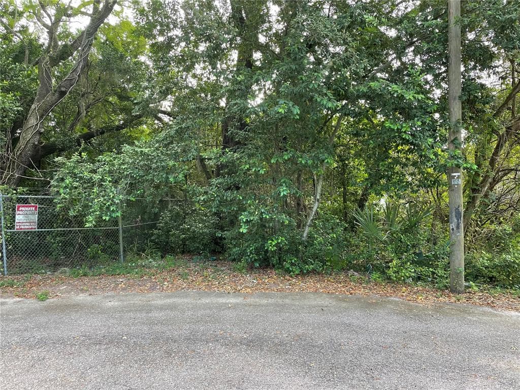 5822 E 30TH AVENUE TAMPA, FL 33619
