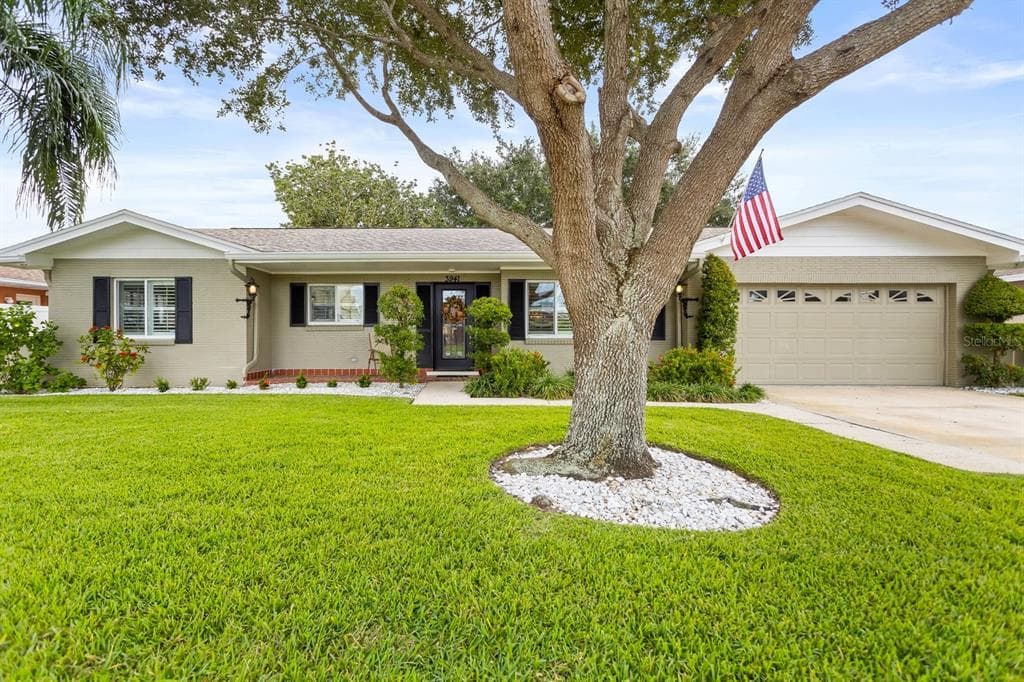 3941 VERSAILLES DRIVE
