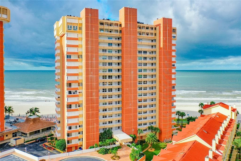 17940 GULF BOULEVARD UNIT 12C REDINGTON SHORES, FL 33708