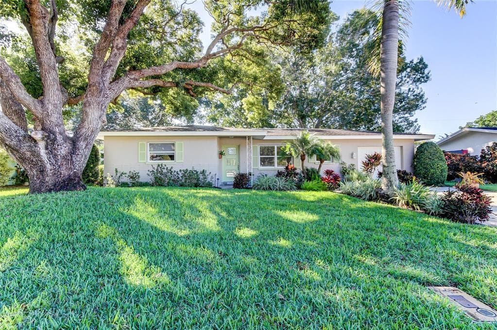 1431 CROYDON DRIVE
