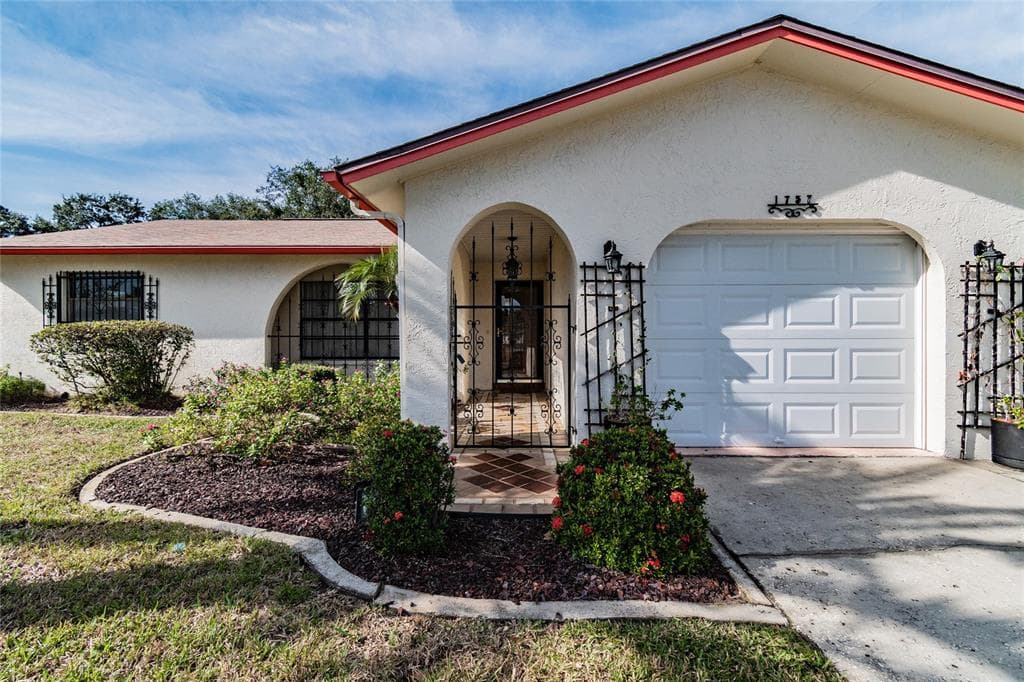 1757 TUMBLEWEED DRIVE HOLIDAY, FL 34690