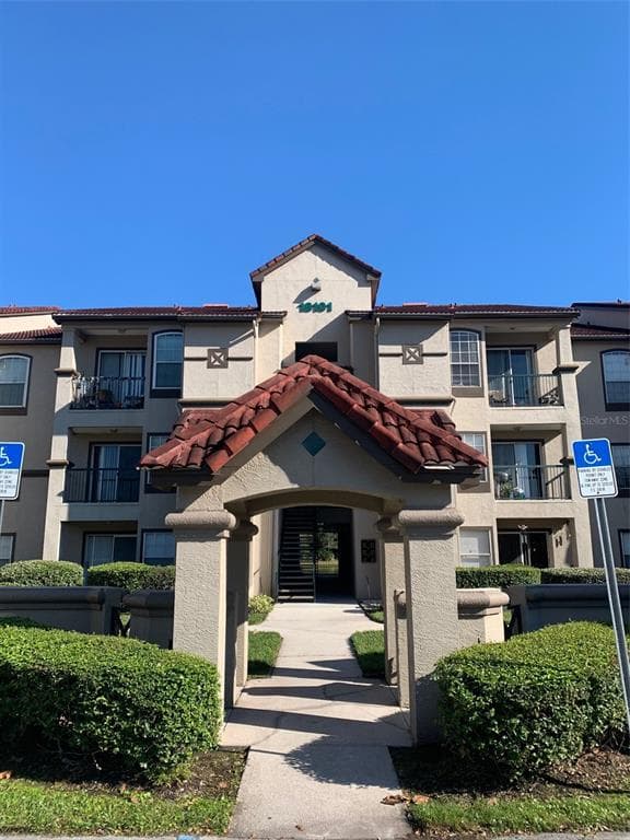 18101 PEREGRINES PLACE UNIT 4103