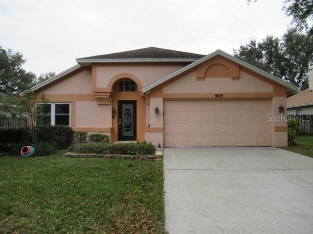 9438 LARKBUNTING DRIVE TAMPA, FL 33647