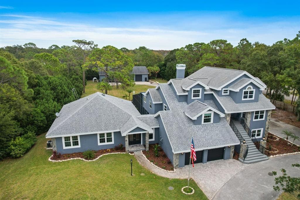 2595 BRYAN LANE