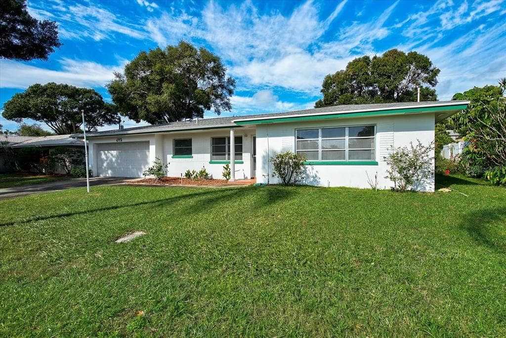 13925 BARBADOS DRIVE SEMINOLE, FL 33776