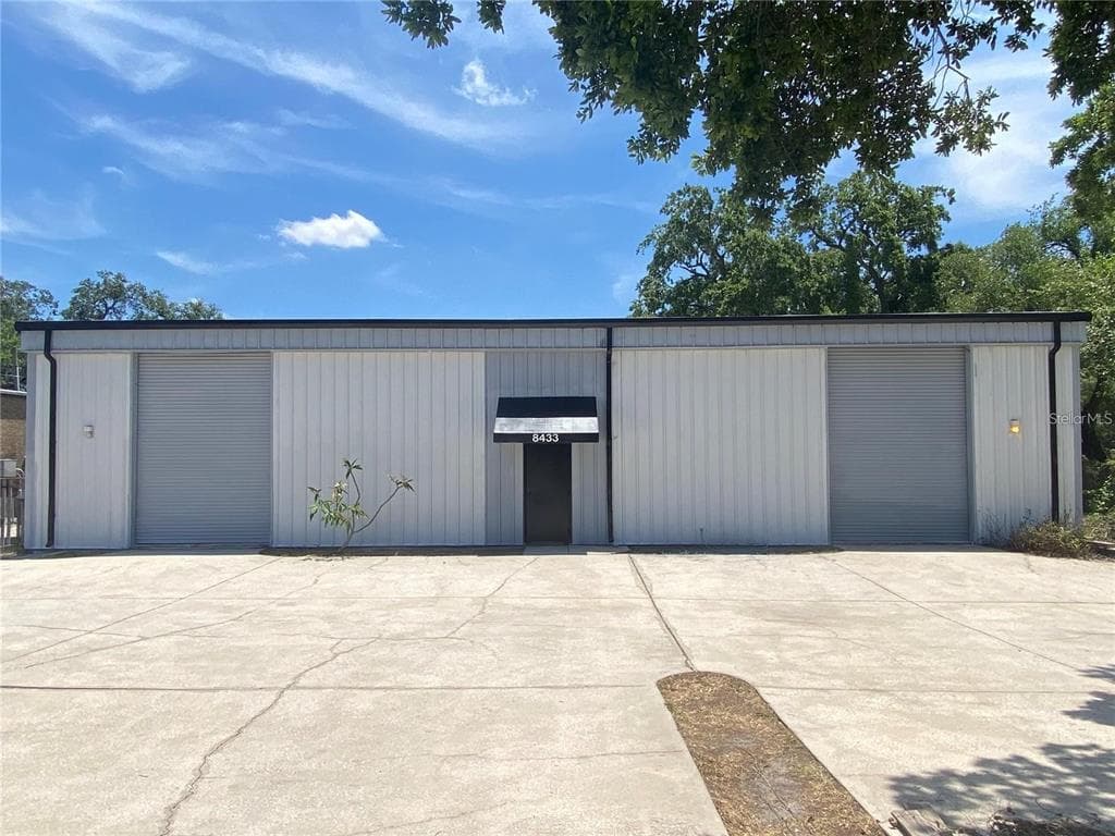 8433 N NEBRASKA AVENUE UNIT A TAMPA, FL 33604