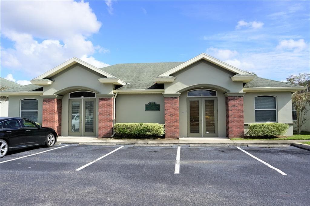 210 CRYSTAL GROVE BOULEVARD LUTZ, FL 33548