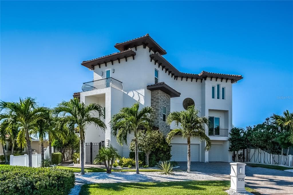 8720 GULF BLVD