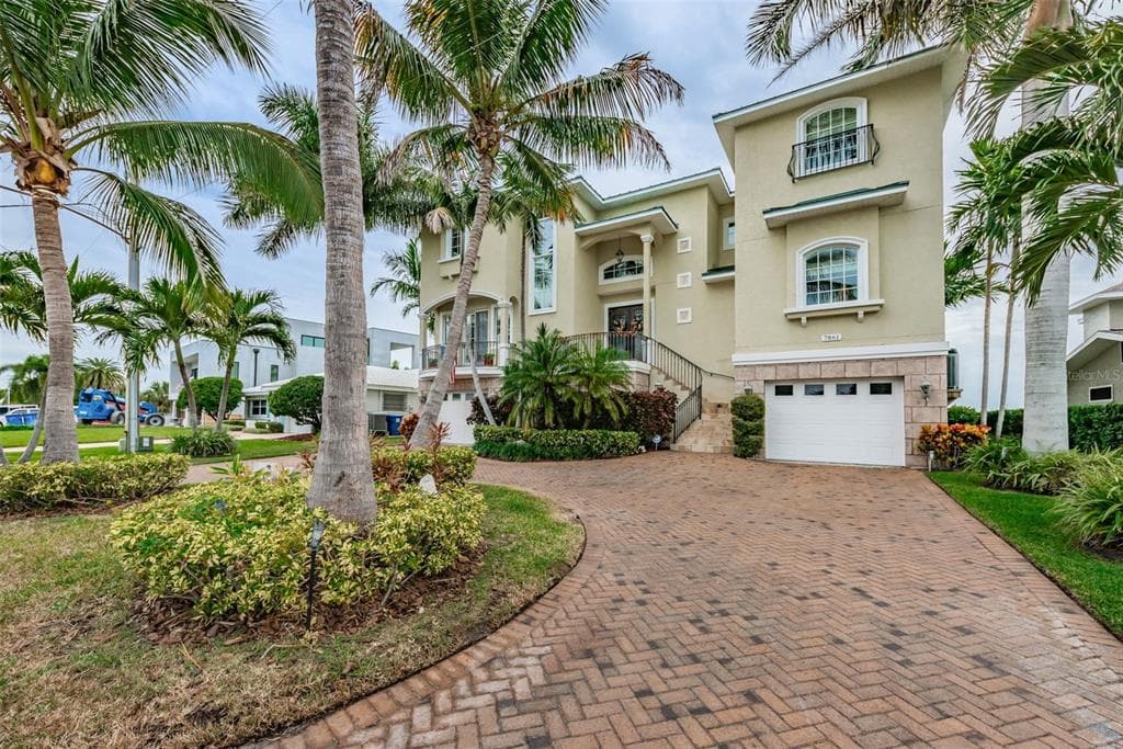 7861 10TH AVENUE S ST PETERSBURG, FL 33707