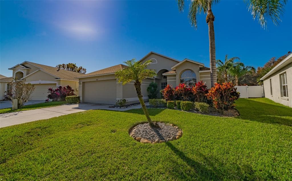 3815 BRILEY LOOP LAND O LAKES, FL 34638