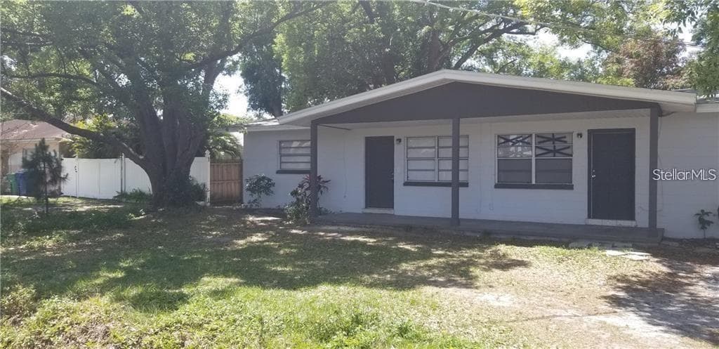 3320 W CORDELIA #B STREET TAMPA, FL 33607