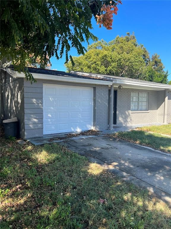 3915 WINSTON DRIVE