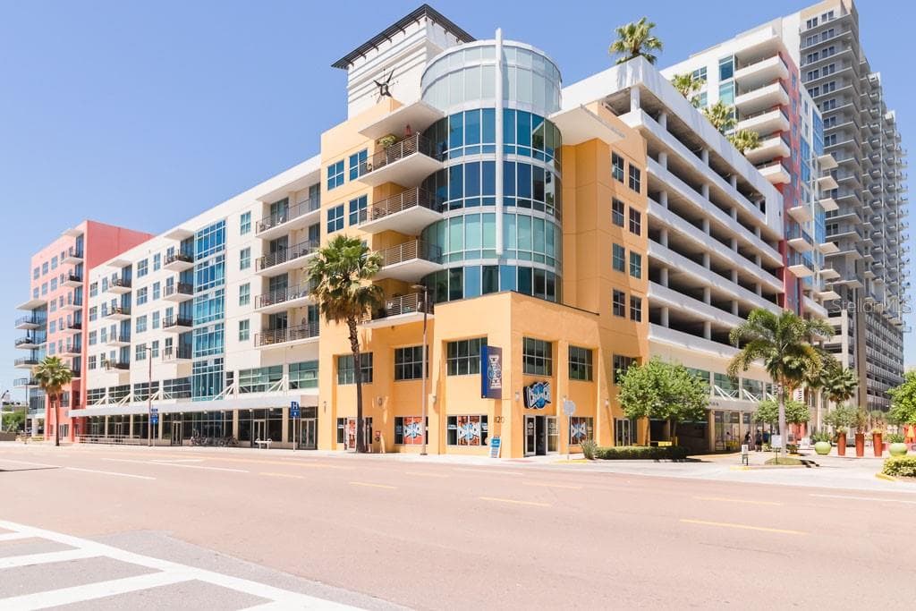 1120 E KENNEDY BOULEVARD UNIT 612 TAMPA, FL 33602