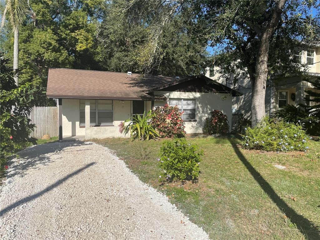 3415 W BAY AVENUE TAMPA, FL 33611