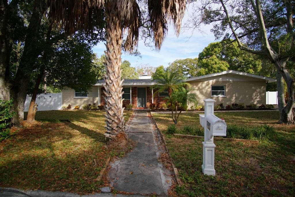 790 5TH AVENUE SW LARGO, FL 33770