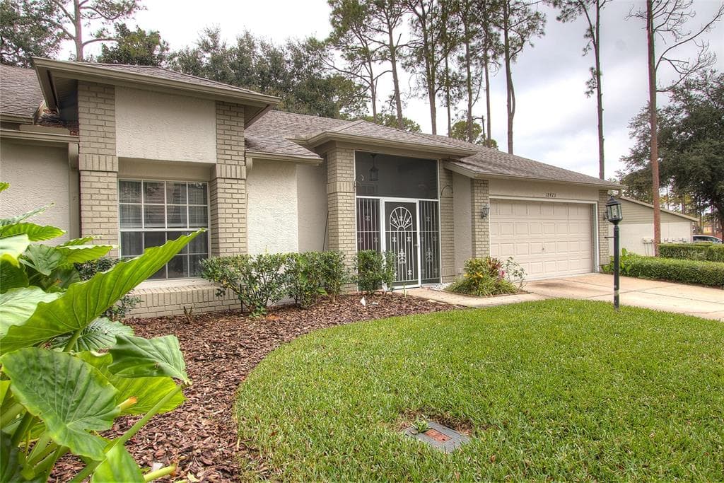 18423 WHITACRE CIRCLE HUDSON, FL 34667