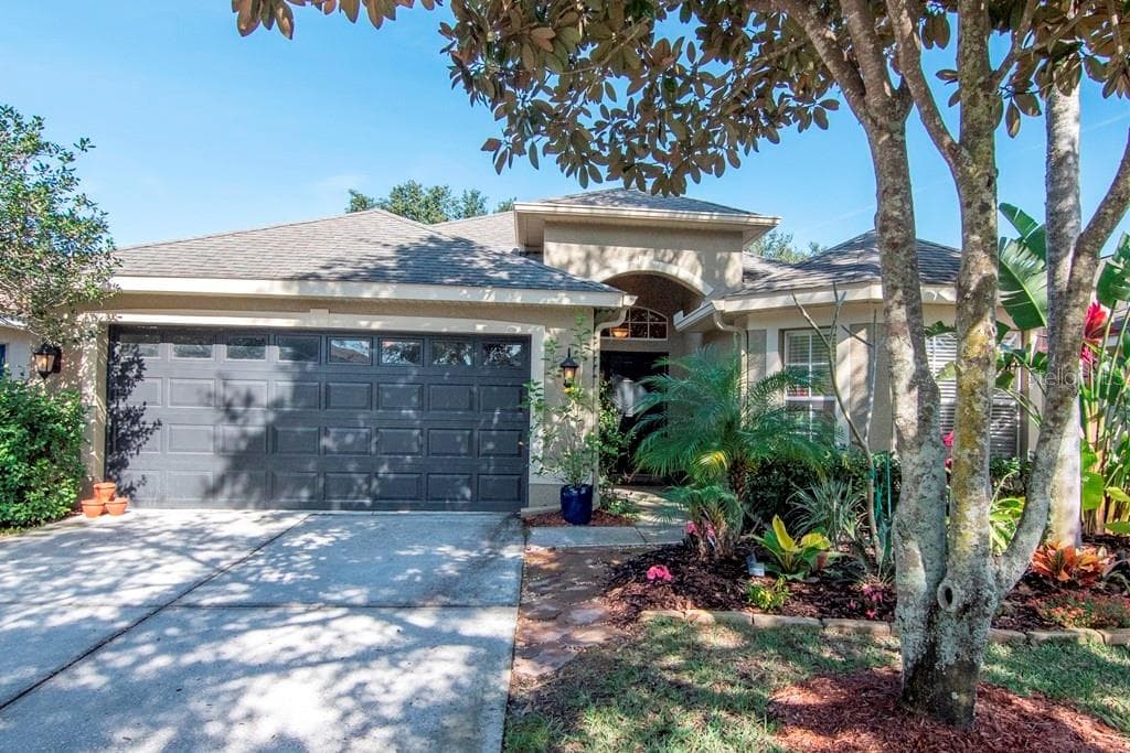 18832 MAISONS DRIVE LUTZ, FL 33558