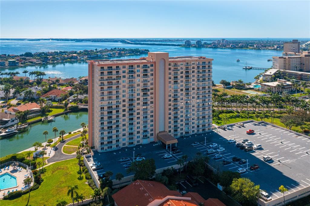 4900 BRITTANY DRIVE S UNIT 705
