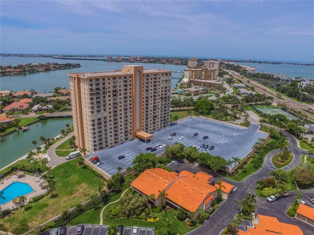 4900 BRITTANY DRIVE S UNIT 1210 ST PETERSBURG, FL 33715