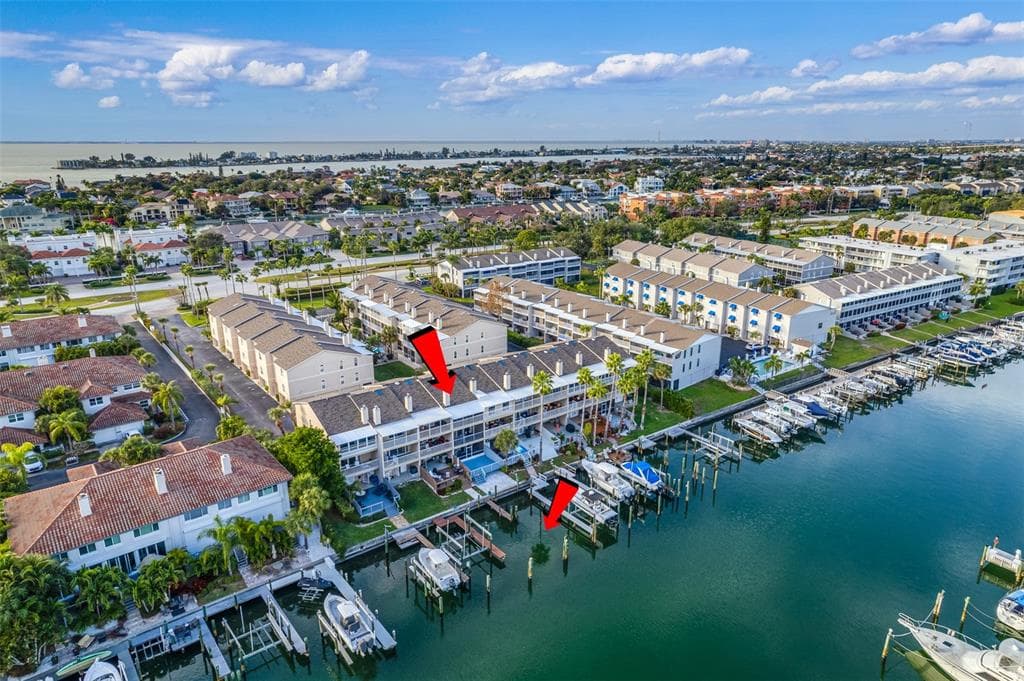 751 PINELLAS BAYWAY S UNIT 17 TIERRA VERDE, FL 33715