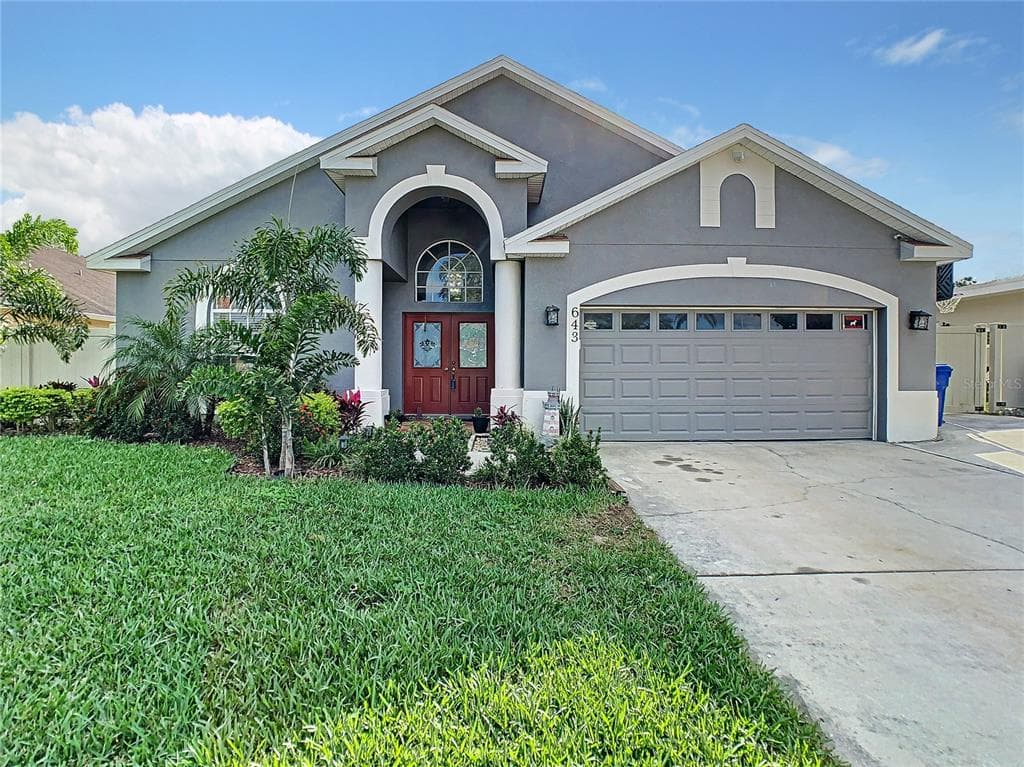 643 RICHMOND STREET DUNEDIN, FL 34698