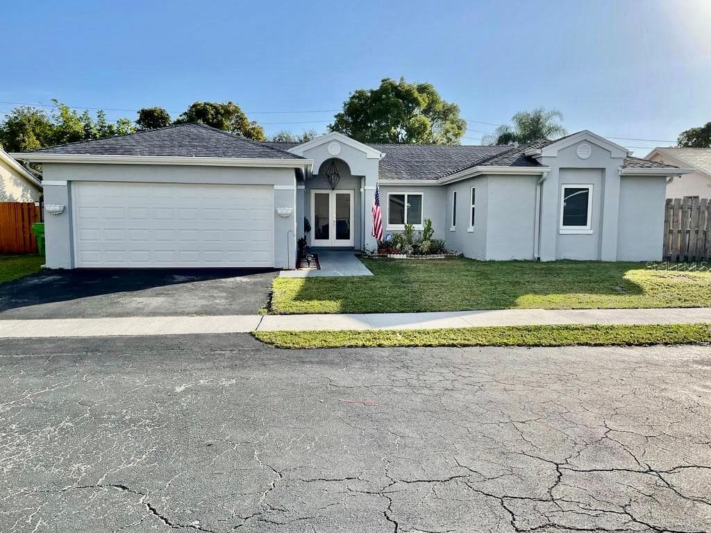 5216 NW 94TH TERRACE SUNRISE, FL 33351