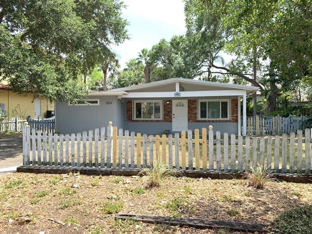 2814 W PRICE AVENUE TAMPA, FL 33611