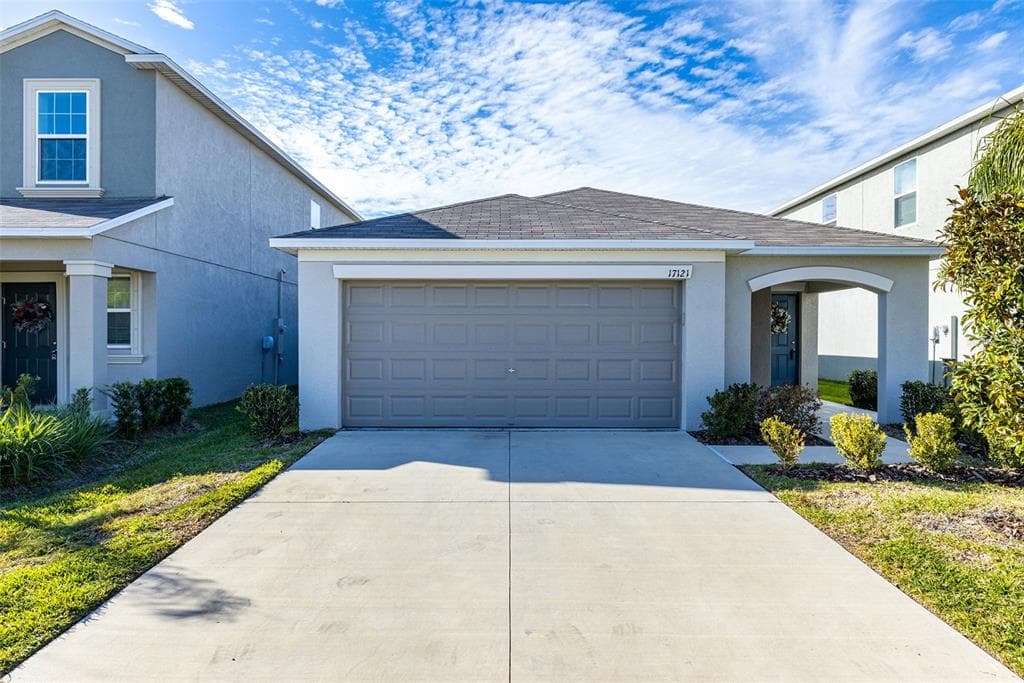 17121 YELLOW PINE STREET WIMAUMA, FL 33598