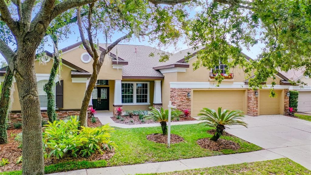 5904 JAEGERGLEN DRIVE LITHIA, FL 33547