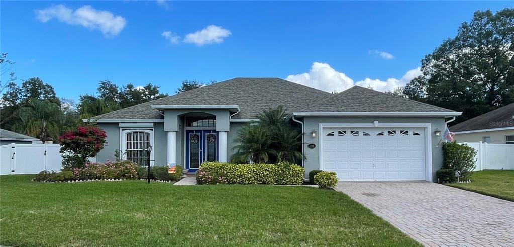 1706 MCLEOD DRIVE