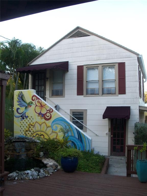 145 29TH AVENUE N Garage Apt ST PETERSBURG, FL 33704