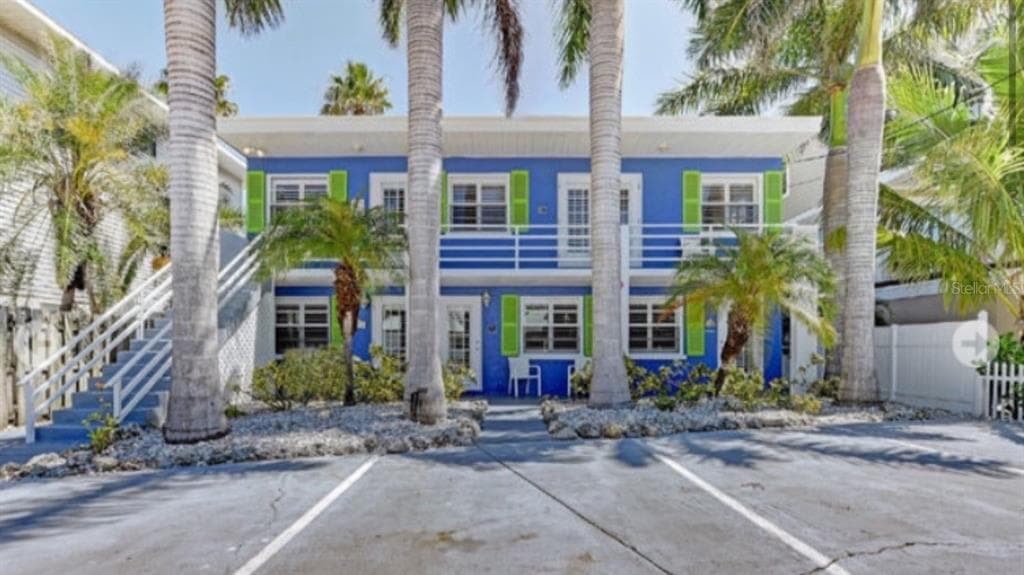 301 HIGHLAND AVENUE UNIT 3 BRADENTON BEACH, FL 34217