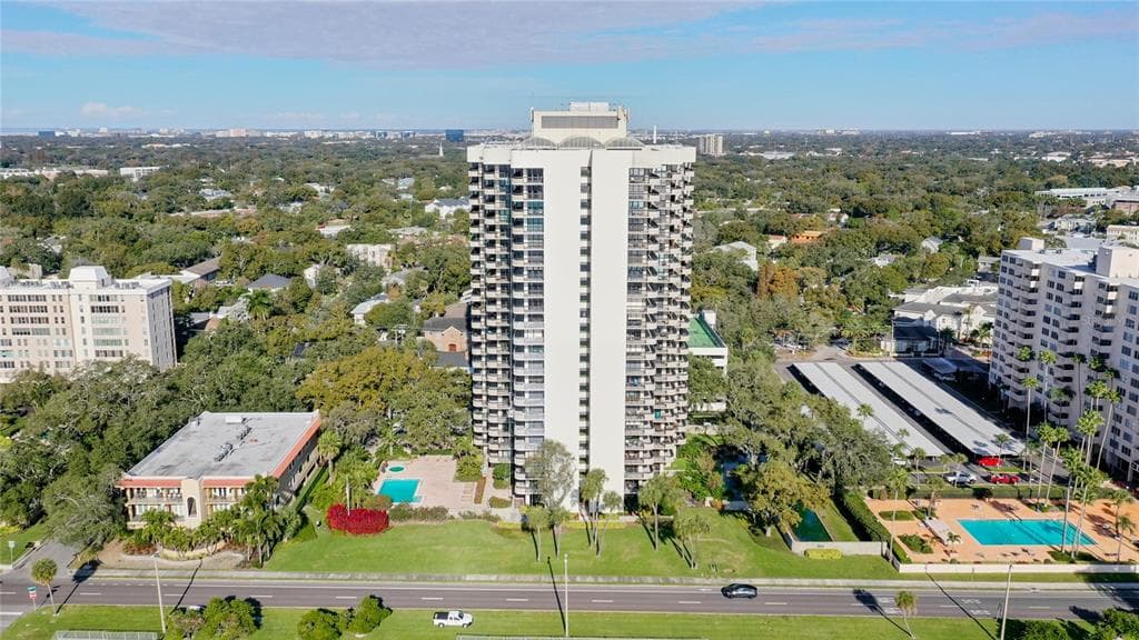 2413 BAYSHORE BOULEVARD UNIT 2304
