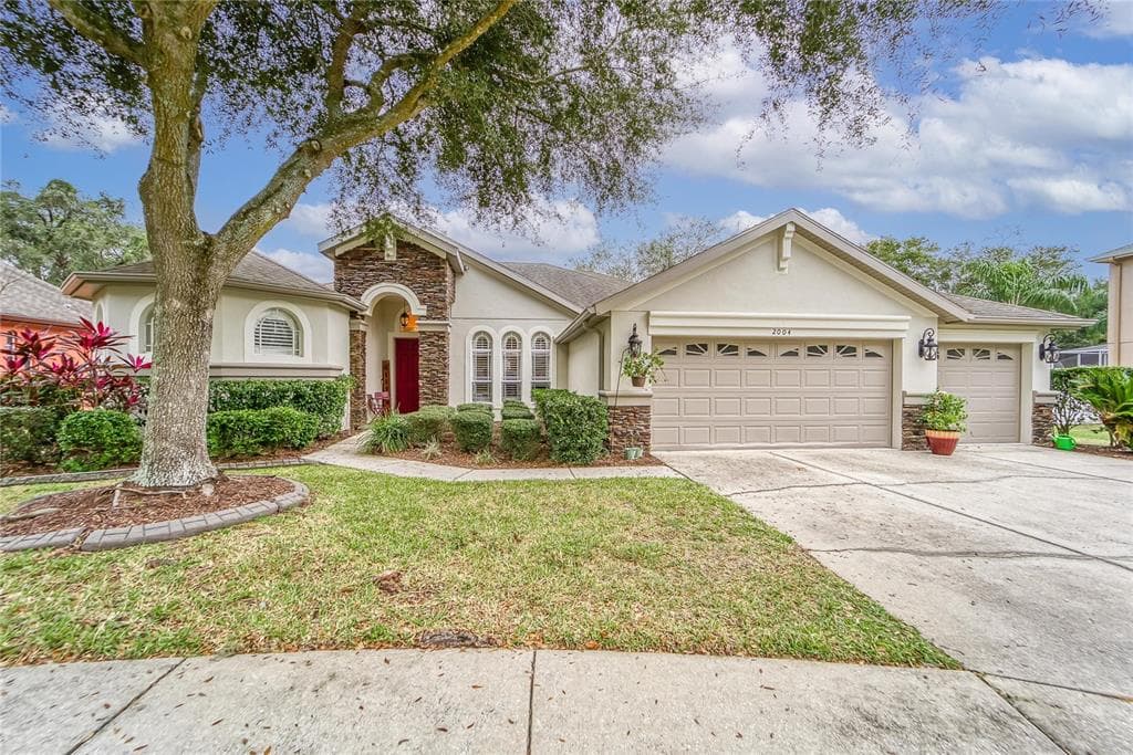 2004 WEXFORD GREEN DRIVE VALRICO, FL 33594