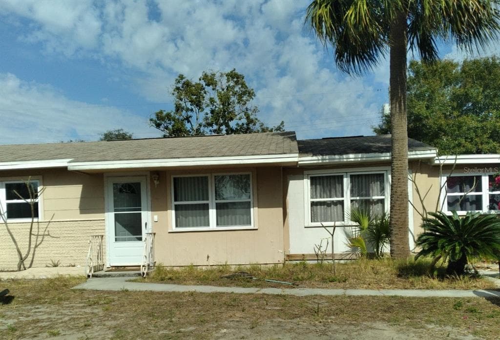 5221 45TH AVENUE N ST PETERSBURG, FL 33709