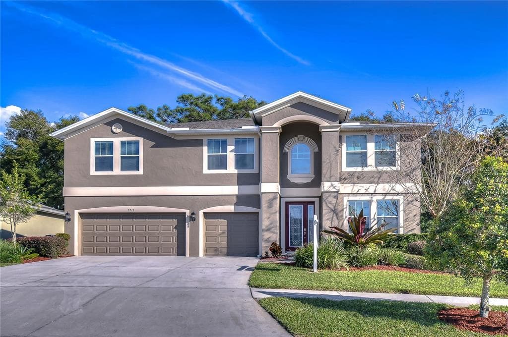 2212 VALTERRA VISTA WAY