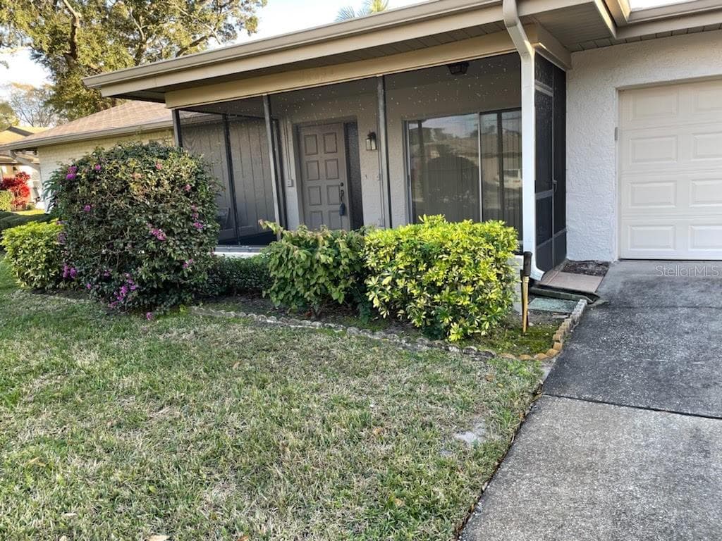 3283 HILARY CIRCLE UNIT 2B PALM HARBOR, FL 34684