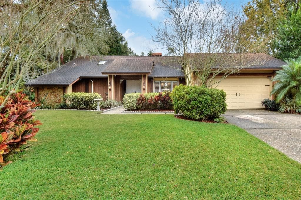 1315 OXMOOR COURT