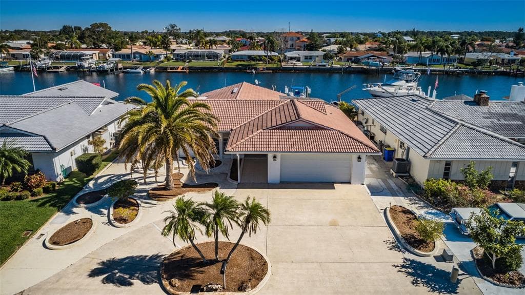 5048 GALLEON COURT