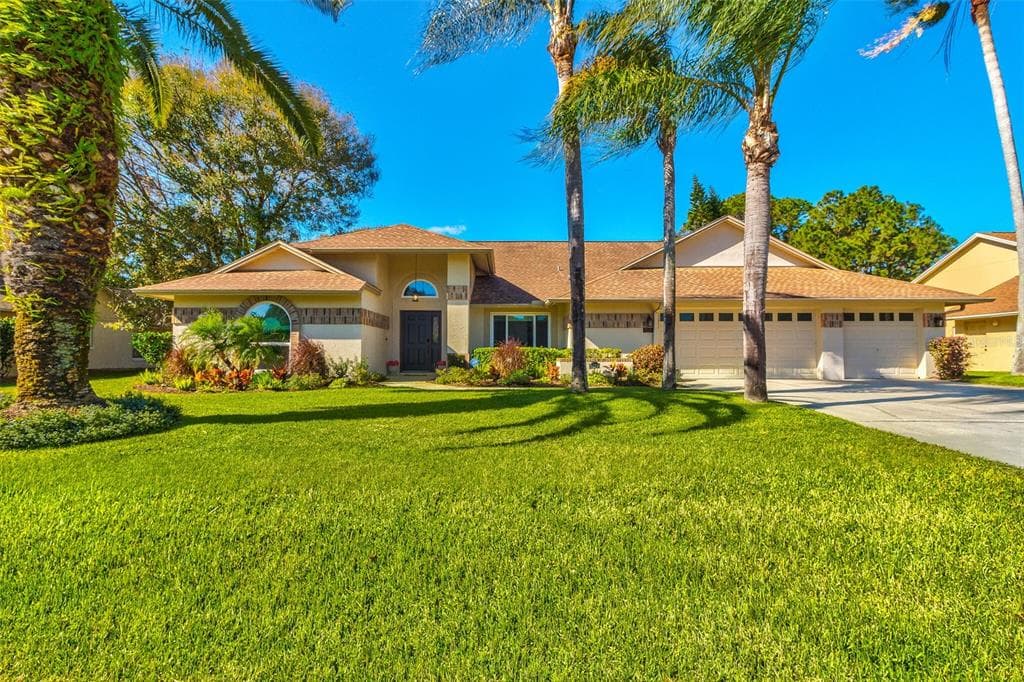 17102 EQUESTRIAN TRAIL ODESSA, FL 33556