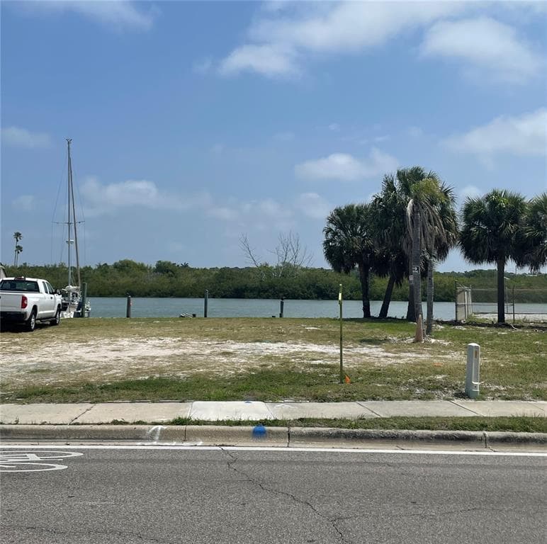 18509 GULF BOULEVARD INDIAN SHORES, FL 33785