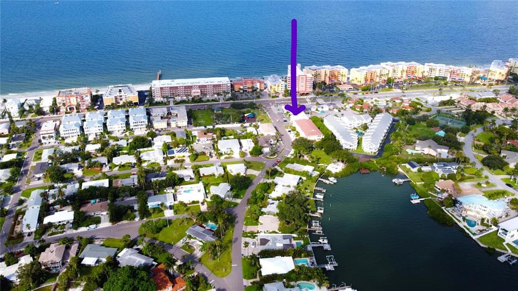 10 164TH AVENUE UNIT 2 REDINGTON BEACH, FL 33708