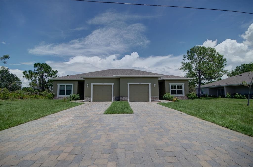 1076 NAVIGATOR ROAD PUNTA GORDA, FL 33983
