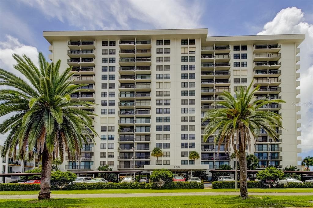 400 ISLAND WAY UNIT 708 CLEARWATER, FL 33767