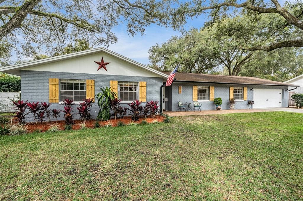 510 ROYAL GREENS DRIVE TEMPLE TERRACE, FL 33617