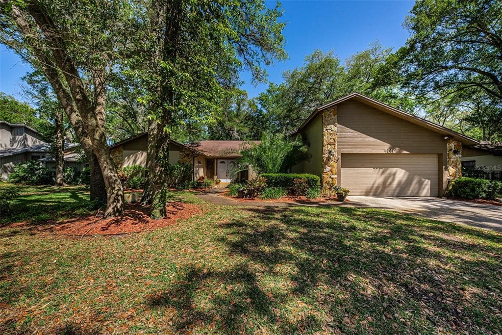 3016 TALL PINE DRIVE
