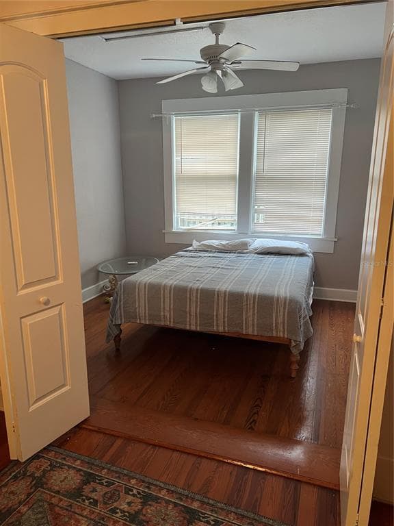 638 3RD AVENUE S UNIT 4 ST PETERSBURG, FL 33701