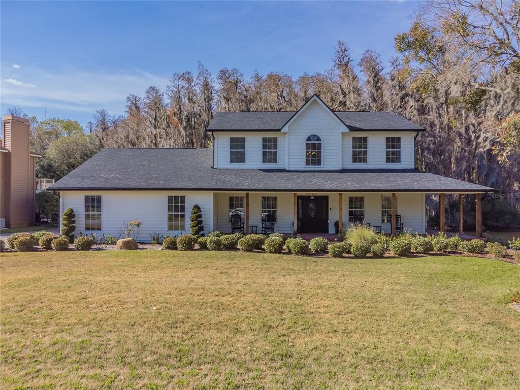 5107 FOXHUNT DRIVE WESLEY CHAPEL, FL 33543