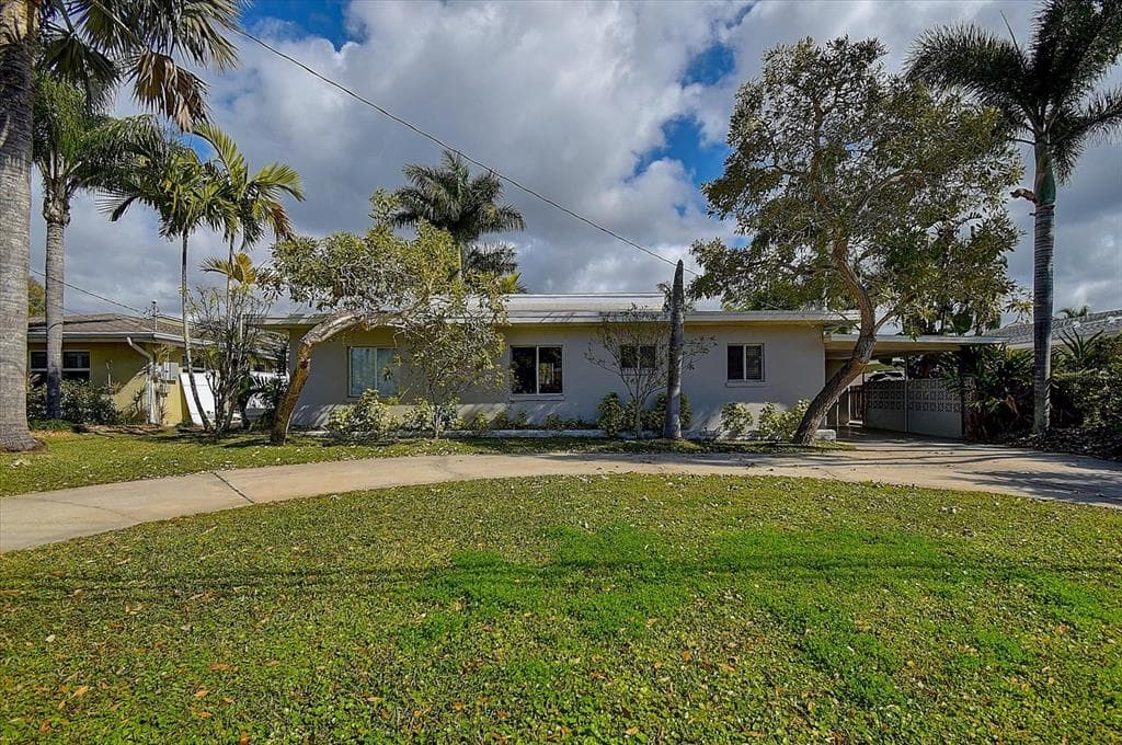710 BAYSHORE DRIVE